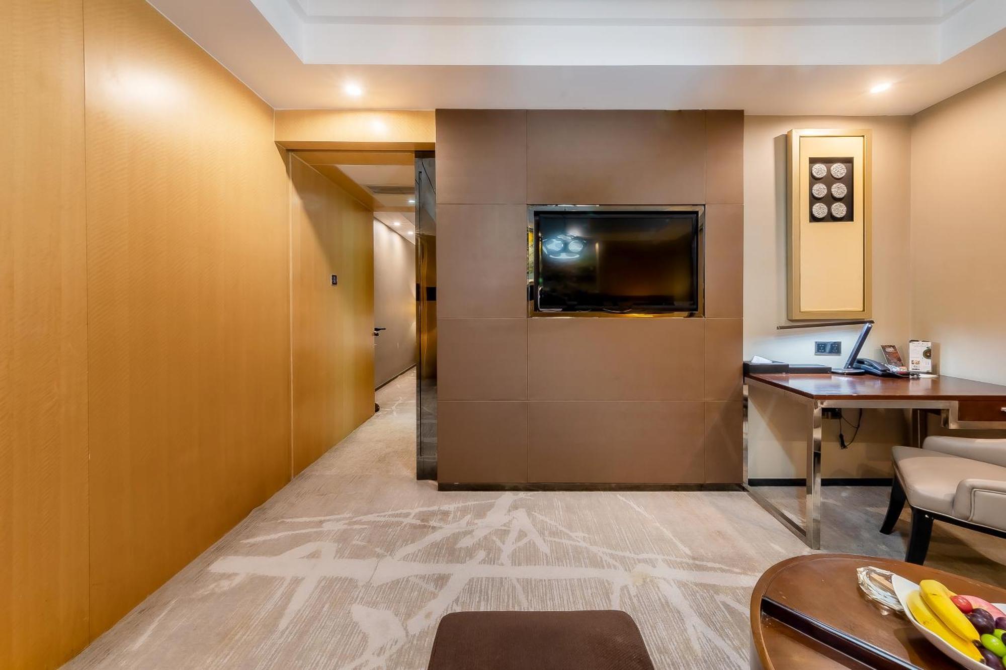 Celebrity Upper Class Hotel Chengdu Exterior photo