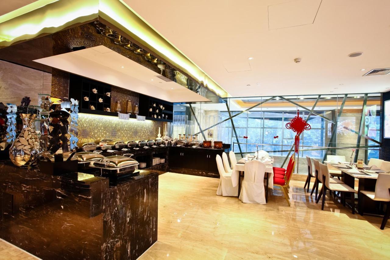 Celebrity Upper Class Hotel Chengdu Exterior photo