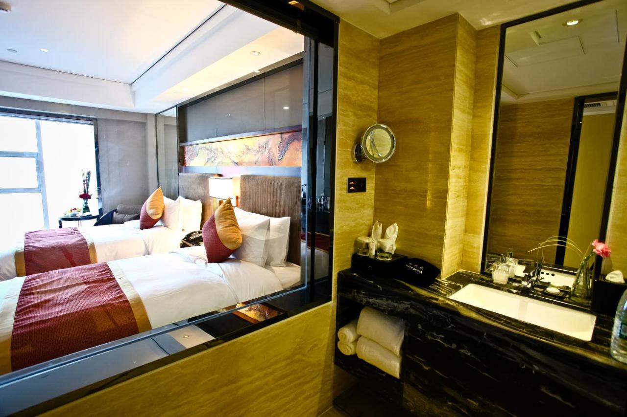 Celebrity Upper Class Hotel Chengdu Exterior photo